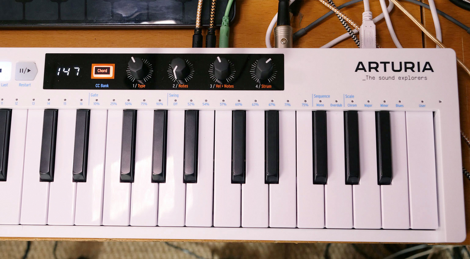 Arturia | Keystep 37 — идеальный MIDI и Modular контроллер