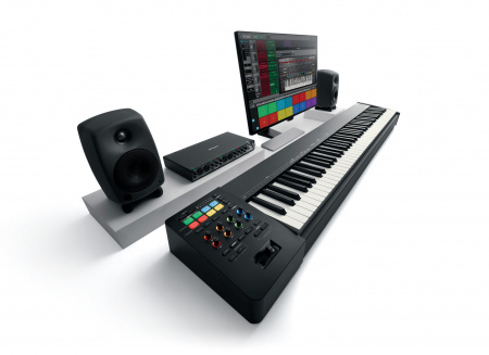 Roland A-88MK2 по цене 100 000 ₽