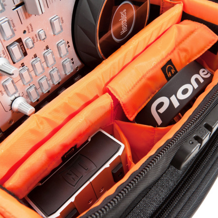 UDG Ultimate Digi Trolley To Go Black/Orange Inside по цене 16 100 ₽