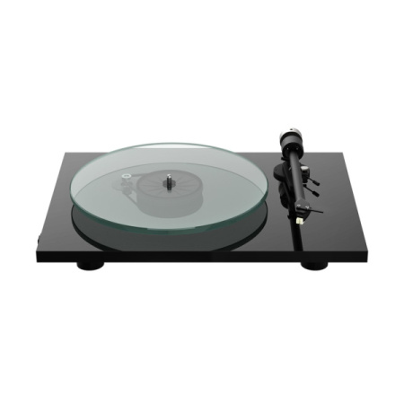 Pro-Ject Т2 W High Gloss Black по цене 155 800 ₽