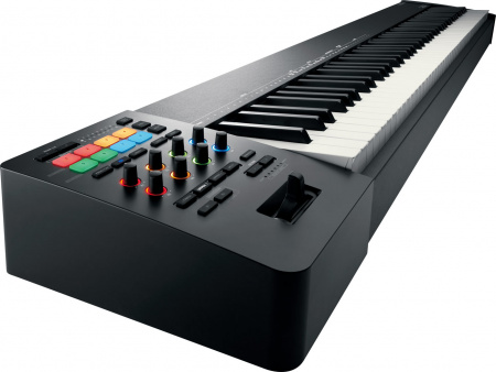 Roland A-88MK2 по цене 100 000 ₽