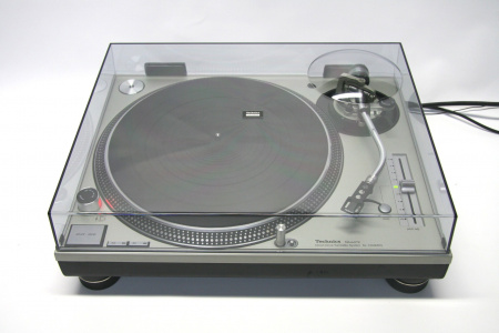 Technics SL-1200 mk5 Б/У по цене 40 000 ₽