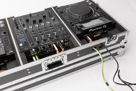 Magma Multi-Format Case Player/Mixer-Set black/silver по цене 55 180 ₽