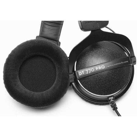 Beyerdynamic DT 770 PRO Black Limited Edition 80 Ohm по цене 21 850 ₽