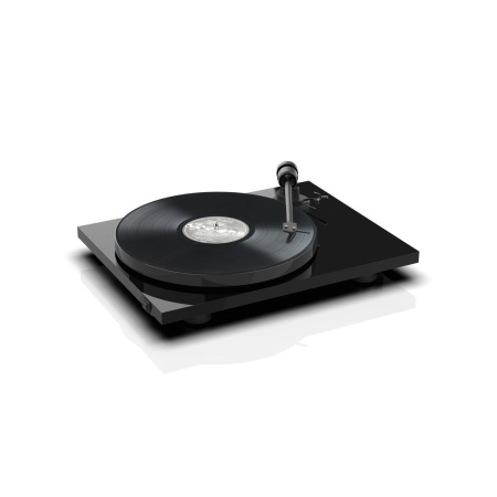 Pro-Ject Е1 Phono ОМ 5е Black по цене 47 289 ₽