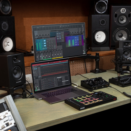 Akai Pro MPC Studio 2 по цене 29 500 ₽