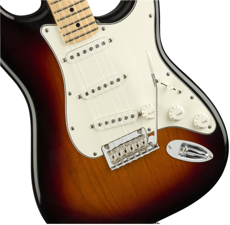 Fender Player Stratocaster MN 3-Tone Sunburst по цене 107 800 ₽