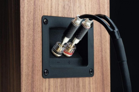 Pro-Ject Speaker Box 5 S2 Walnut по цене 55 000 ₽
