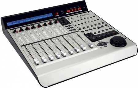 Mackie MCU PRO Control Universal PRO по цене 233 700 ₽