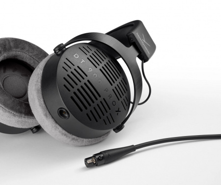 Beyerdynamic DT 900 PRO X по цене 32 800 ₽