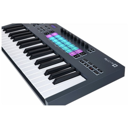 Novation FLkey 37 по цене 31 556 ₽