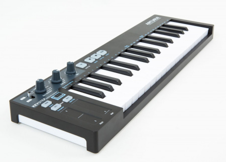 Arturia KeyStep Black Edition по цене 22 700 ₽