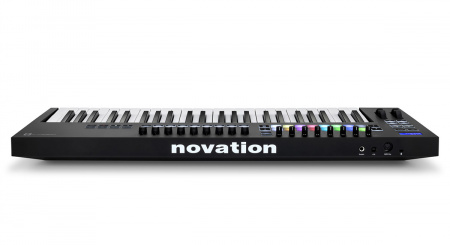 Novation Launchkey 49 MK3 по цене 34 150 ₽