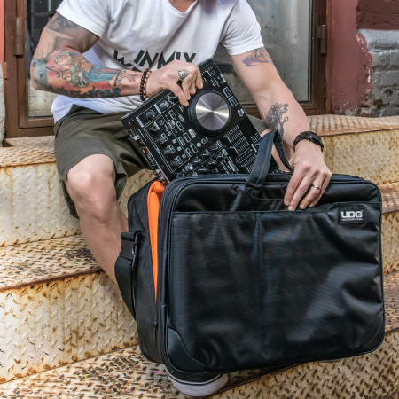 UDG Ultimate Midi Controller SlingBag Large Black/Orange MK3 по цене 19 800 ₽