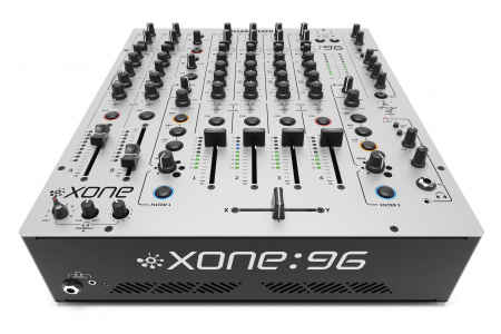 Аренда пульта микшерного Allen & Heath XONE:96 по цене 3 500.00 ₽