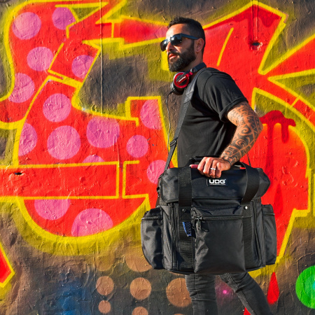 UDG Ultimate SoftBag LP 90 Slanted Black по цене 16 100 ₽