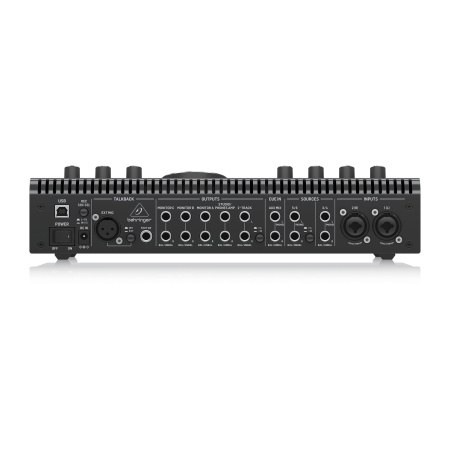 Behringer Studio XL по цене 36 180 ₽