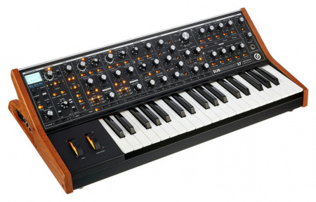 Moog Subsequent 37 по цене 226 380 ₽