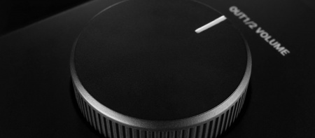 Native Instruments Komplete Audio 2 по цене 17 200 ₽
