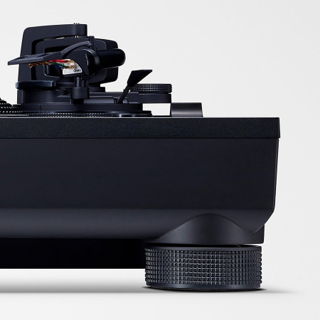 Technics SL-1210 MK7 по цене 167 050 ₽