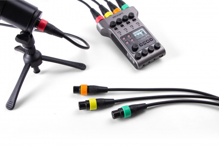 Zoom XLR-4C/CP по цене 4 970 ₽