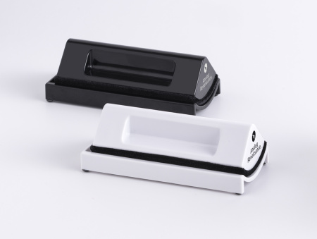 Analog Renaissance Record Velvet Brush Black по цене 1 400 ₽