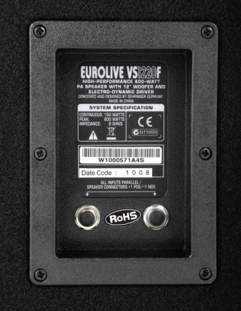 Behringer VS1220F по цене 18 200 ₽