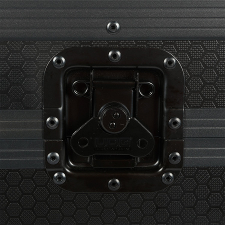 UDG Ultimate Flight Case Scratch Black Plus по цене 44 200 ₽